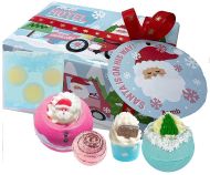 Set cadou Santa`s Coming To Town, 5 produse, Bomb Cosmetics