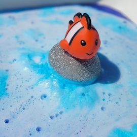 Bila baie Stop Clown Fishing cu jucarie Bomb Cosmetics 160 g